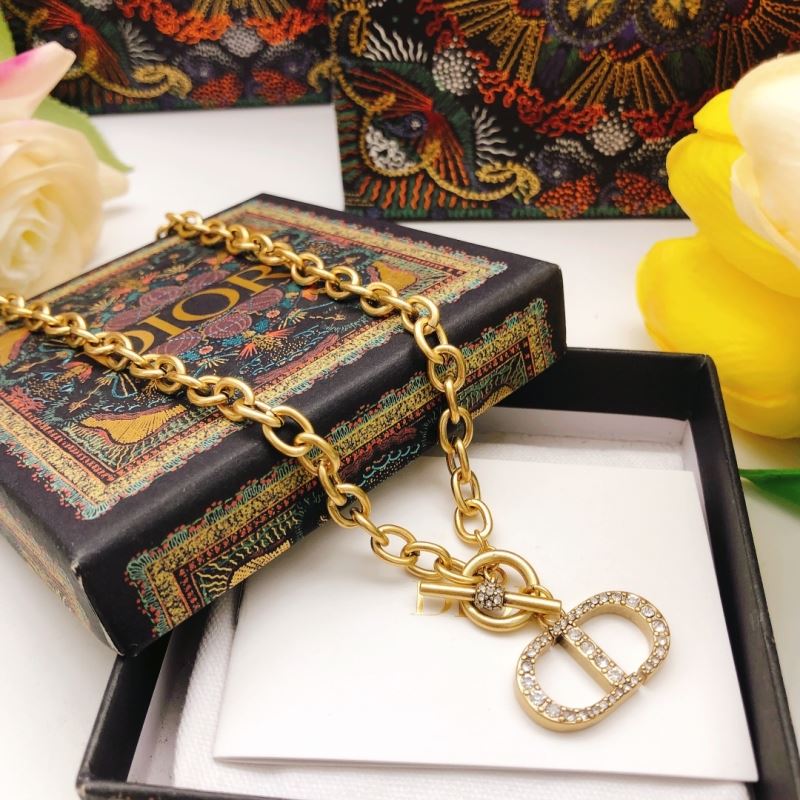 chr1st1an D10r necklaces
